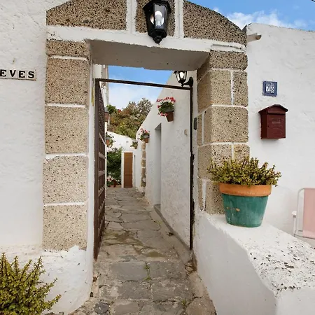 Madre Nieves Holiday home Fasnia